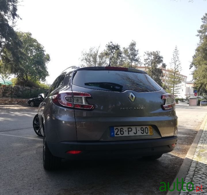 2014' Renault Megane Sport Tourer photo #4