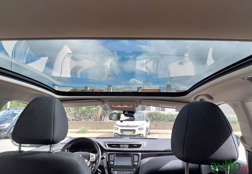 2017' Nissan Qashqai 1.5 Dci N-Connecta photo #6