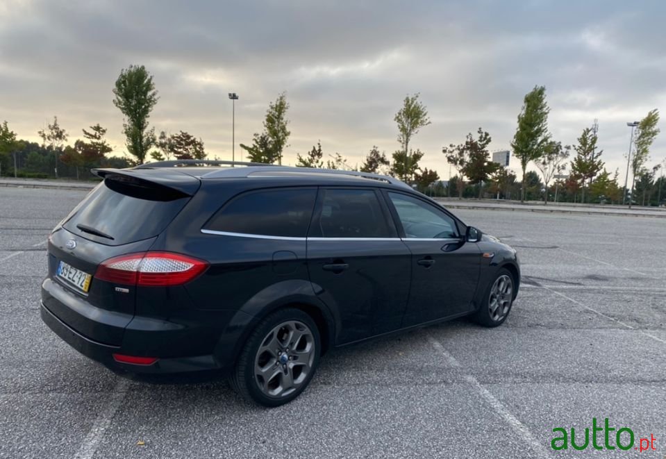 2007' Ford Mondeo Sw photo #2