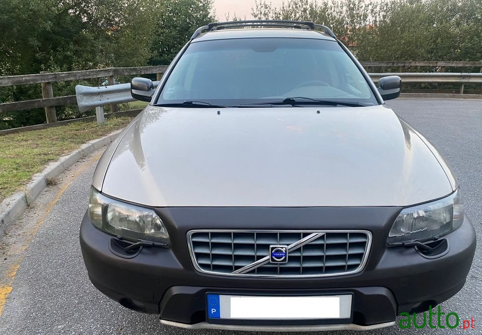 2004' Volvo Xc-70 photo #3