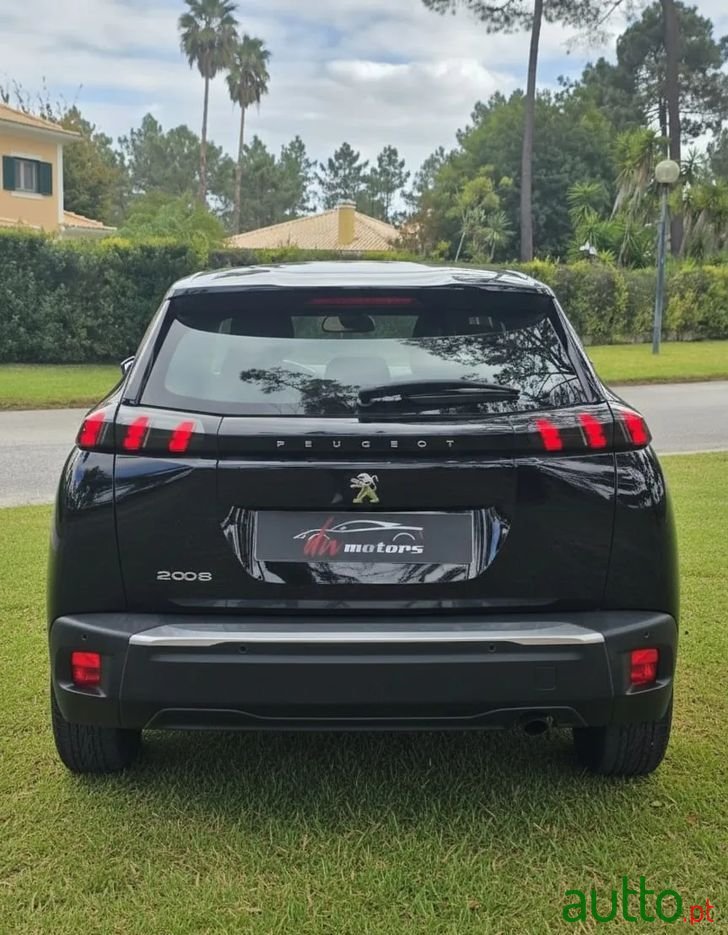 2020' Peugeot 2008 Puretech 100 Active photo #5