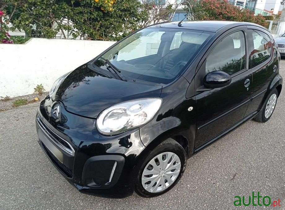 2012' Citroen C1 photo #3