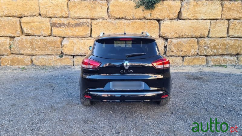2018' Renault Clio Sport Tourer photo #6