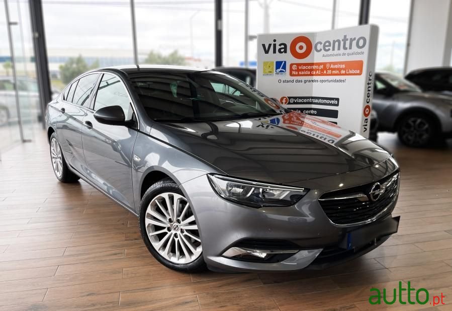 2020' Opel Insignia Grand Sport photo #1