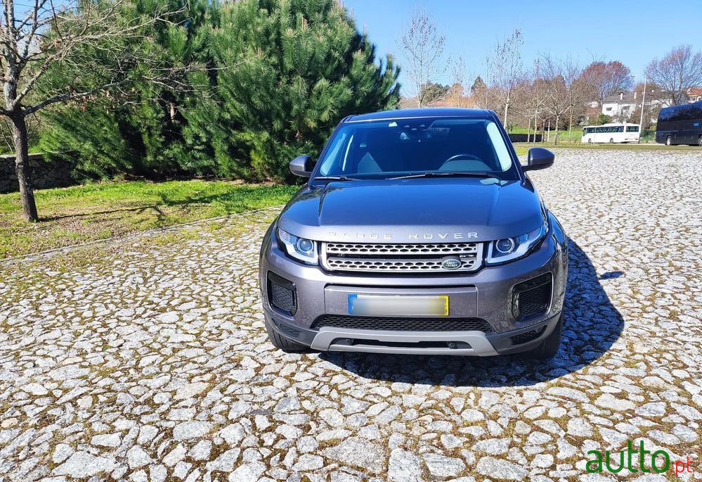 2018' Land Rover Range Rover Evoque photo #2