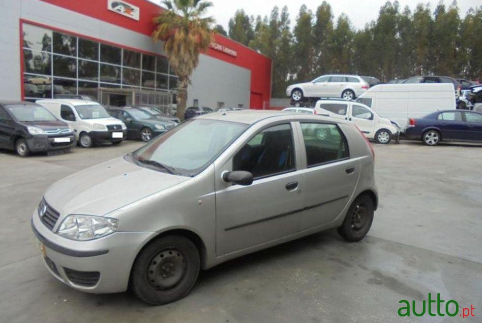 2004' Fiat Punto 70 Jtd Mu. Dynamic Dual. photo #2