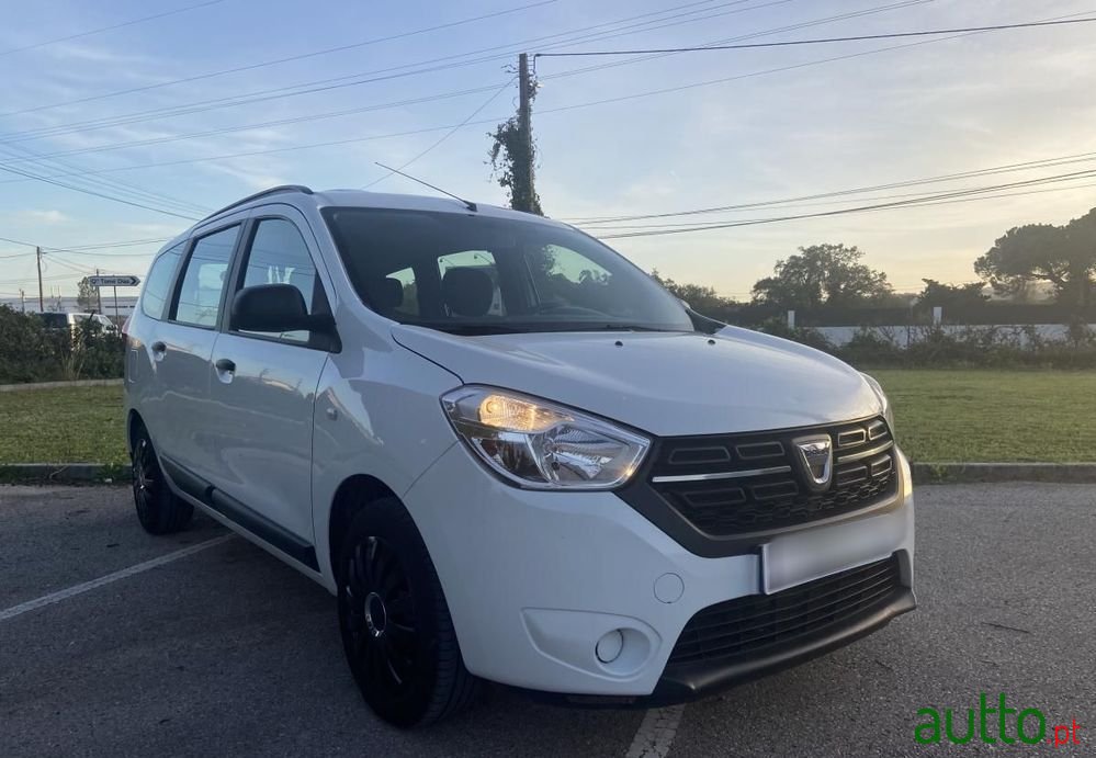 2020' Dacia Lodgy Tce 100 Gpf Start photo #2