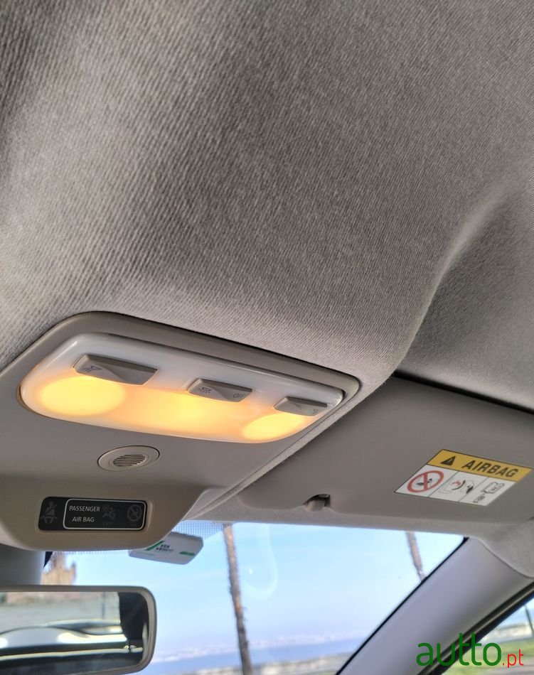 2017' Renault Zoe Life photo #4