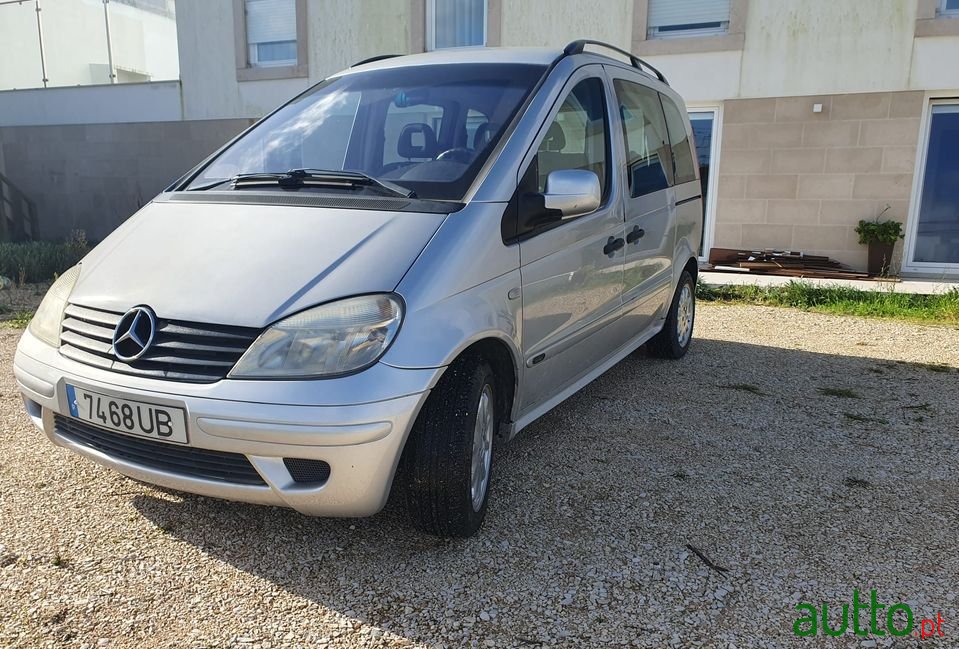 2002' Mercedes-Benz Vaneo photo #1