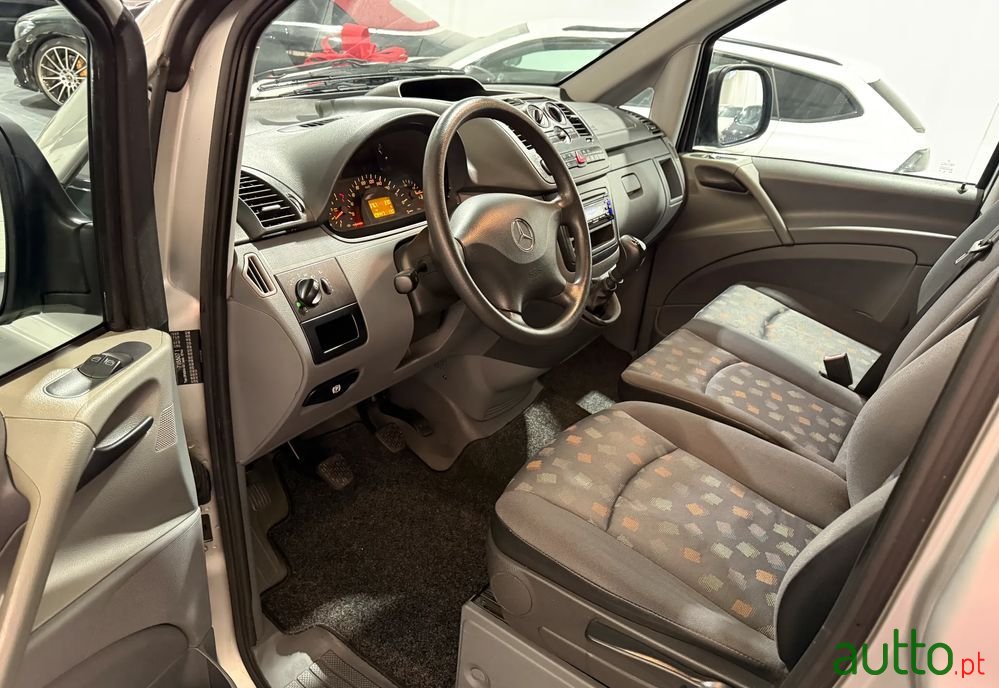 2005' Mercedes-Benz Vito photo #5