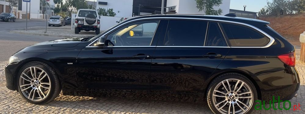 2013' BMW 320 photo #6