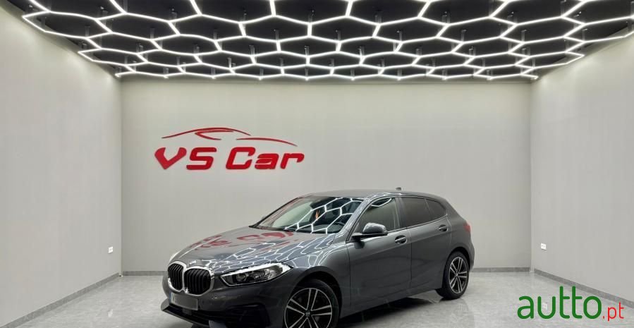 2019' BMW Série 1 D Aut. Advantage photo #2