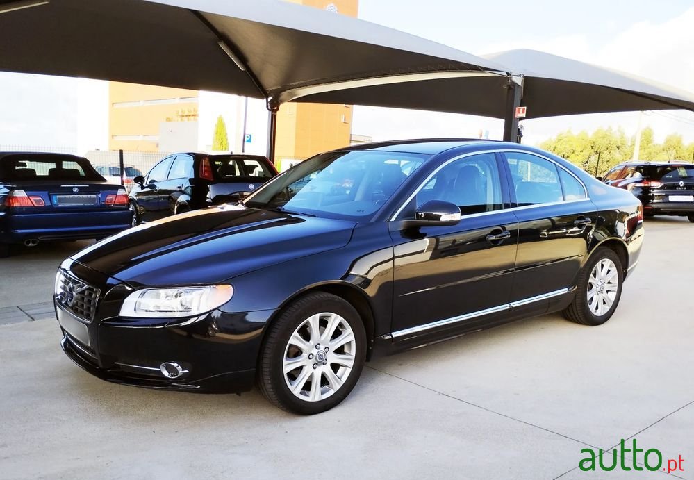 2011' Volvo S80 photo #3