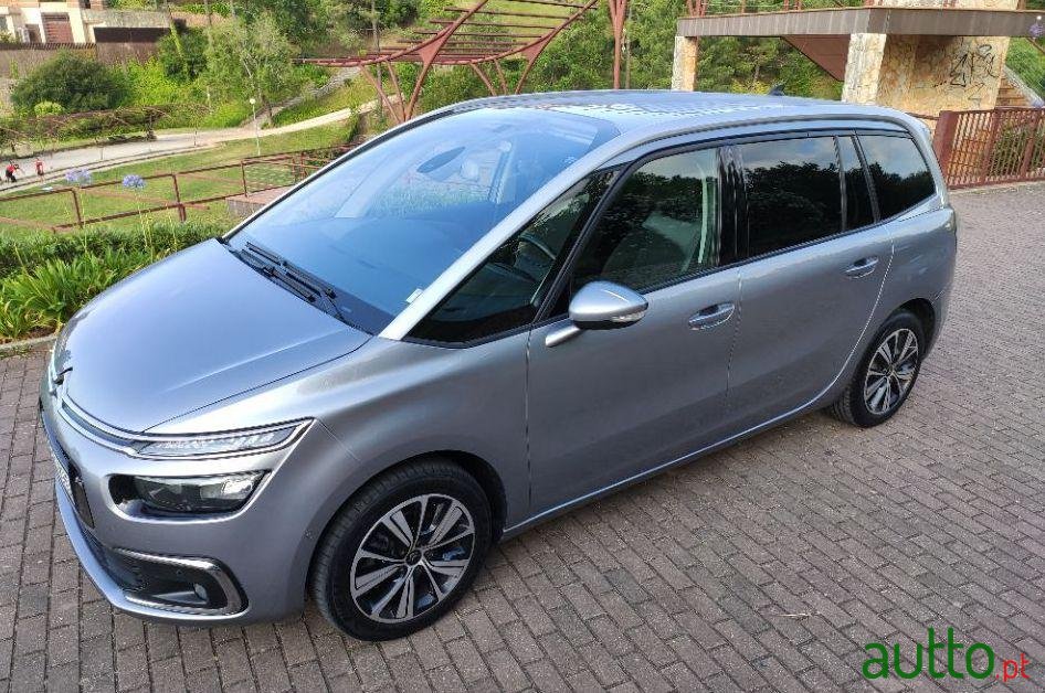 2018' Citroen C4 Grand Picasso photo #5