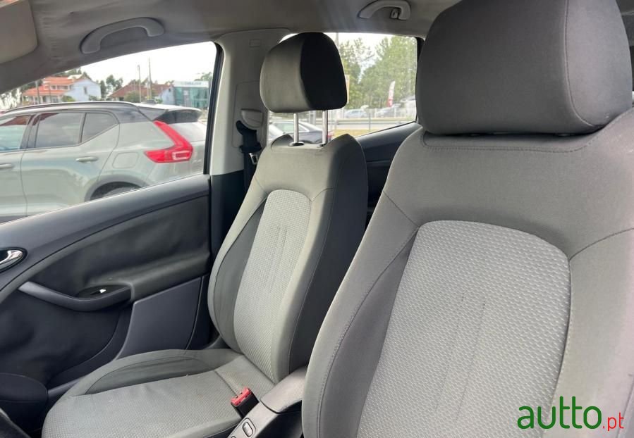 2006' SEAT Toledo photo #6