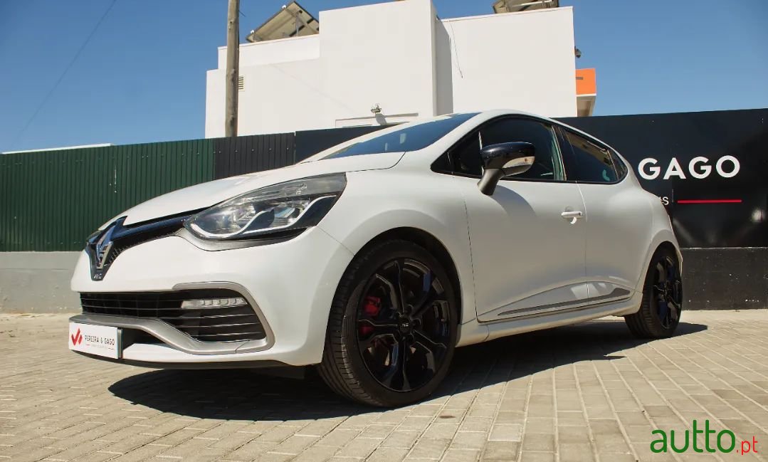 2014' Renault Clio photo #4