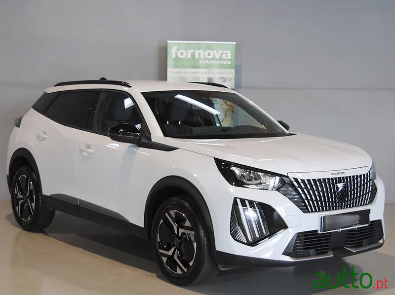 2024' Peugeot 2008 photo #3