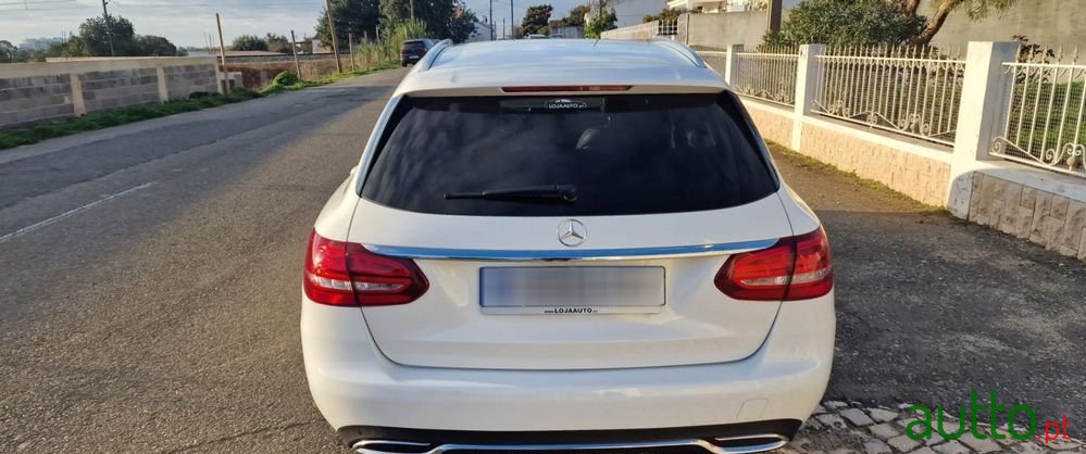 2015' Mercedes-Benz C 220 photo #5