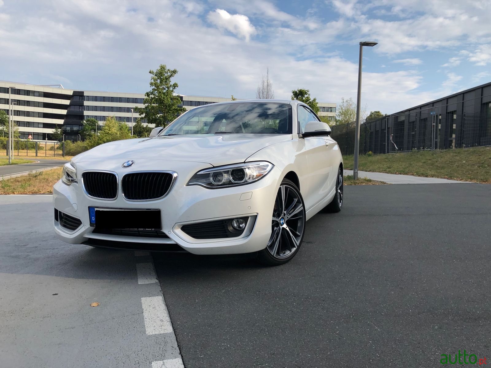 2015' BMW 2 Series photo #1