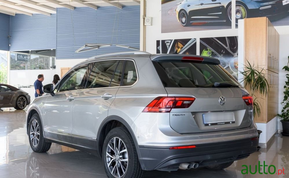 2017' Volkswagen Tiguan 2.0 Tdi Confortline photo #5