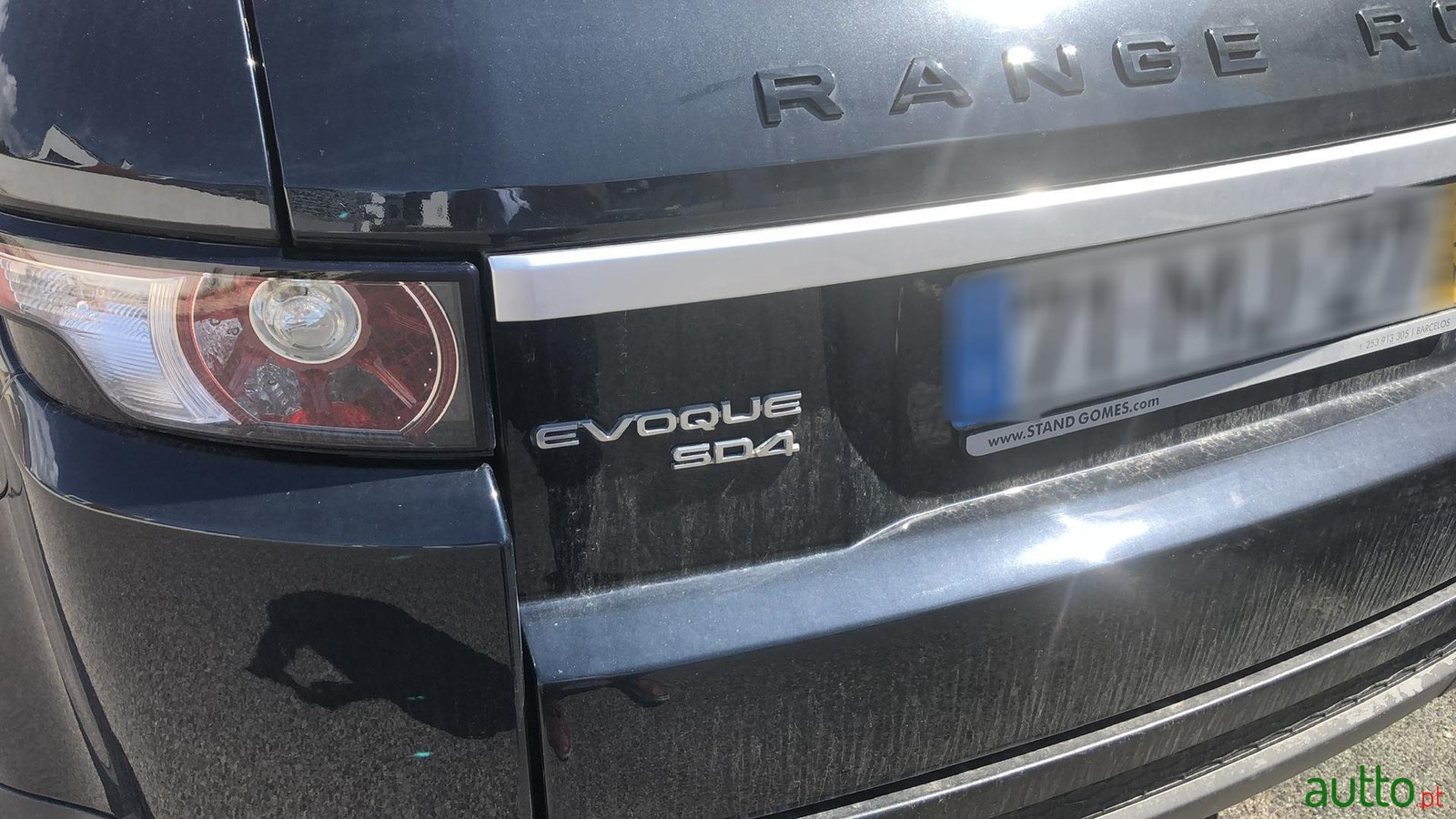 2011' Land Rover Range Rover Evoque photo #2