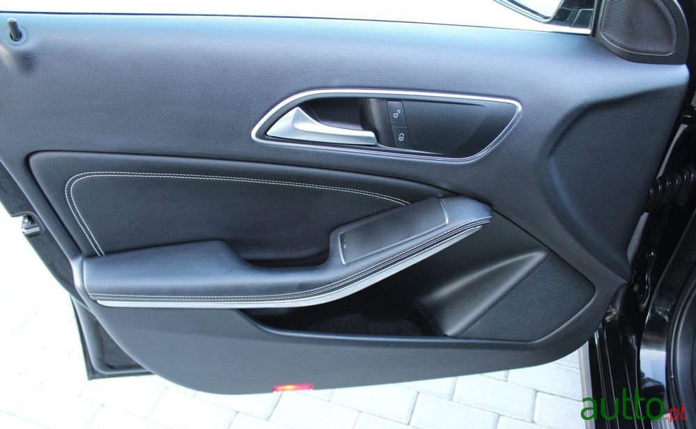 2016' Mercedes-Benz A 180 photo #6