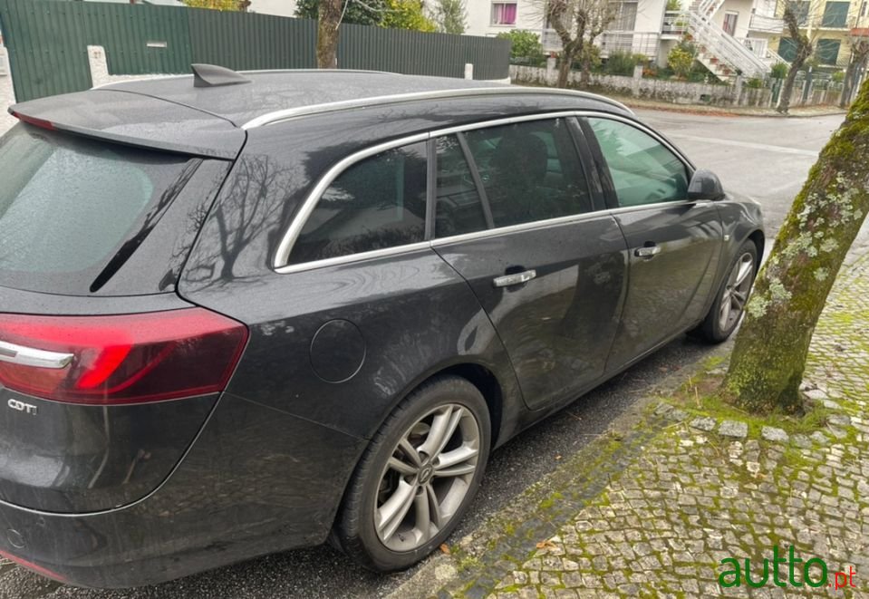 2016' Opel Insignia Sports Tourer photo #4