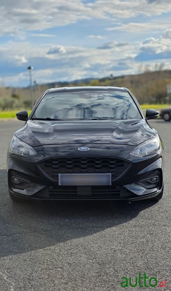 2018' Ford Focus photo #2