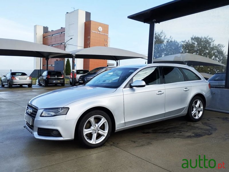 2010' Audi A4 Avant photo #3