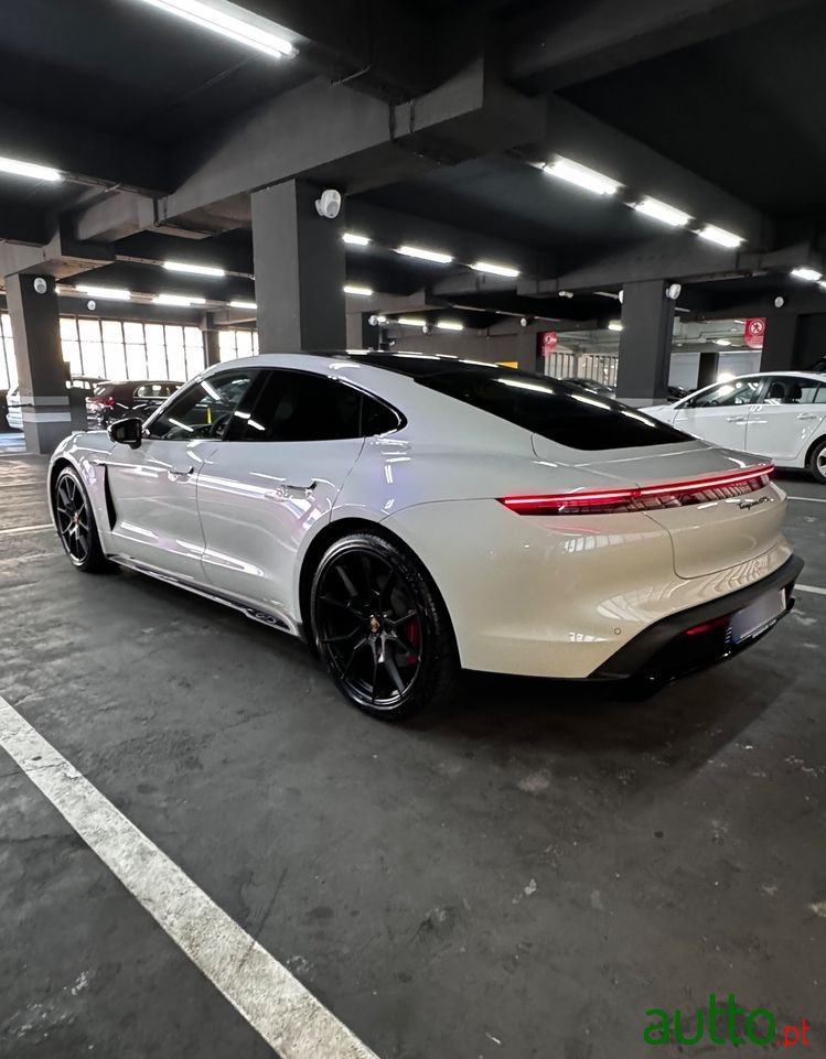 2022' Porsche Taycan Gts photo #1