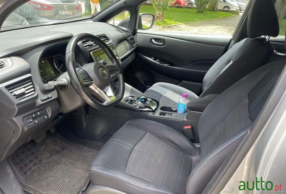 2019' Nissan Leaf N-Connecta photo #5