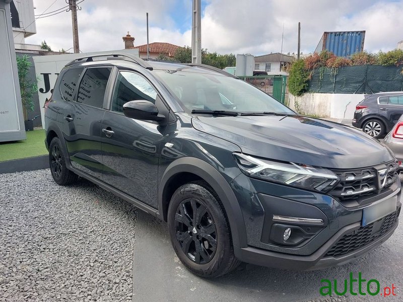 2022' Dacia Jogger photo #3