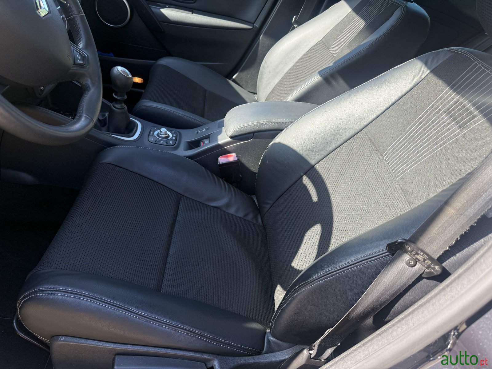 2010' Renault Megane No photo #2