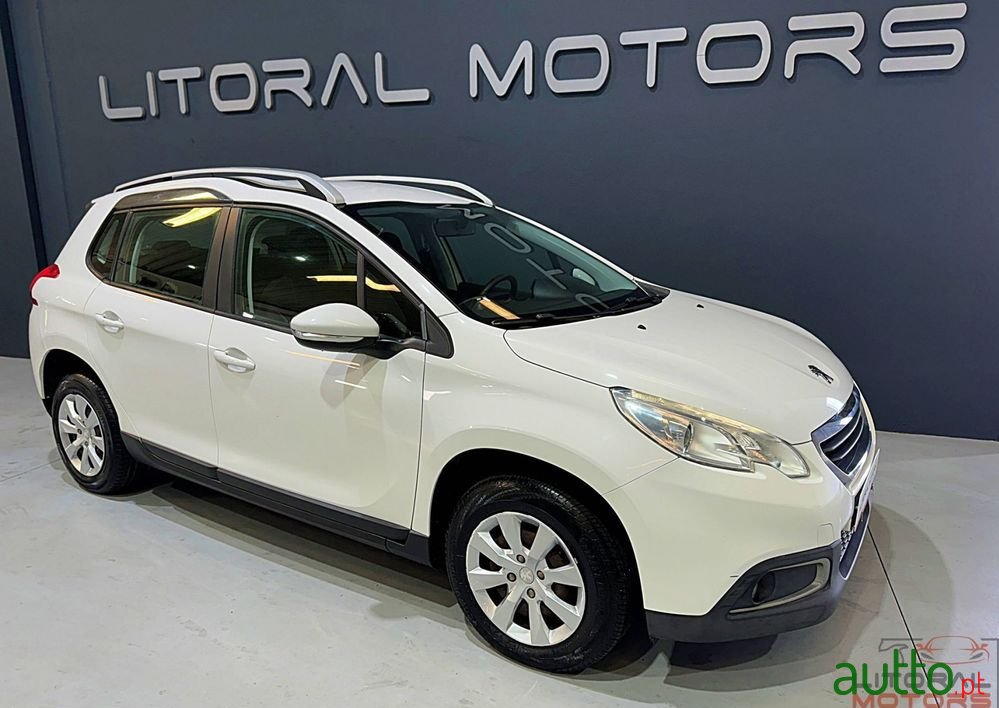 2014' Peugeot 2008 photo #1