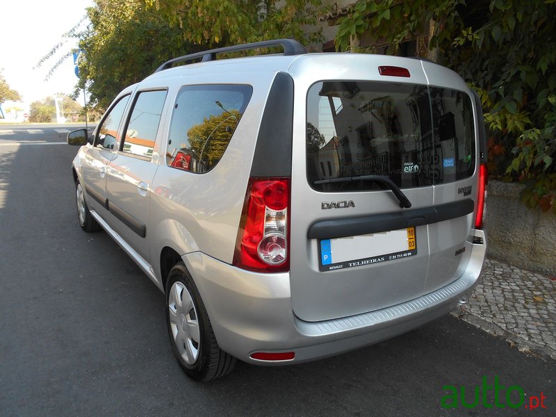 2010' Dacia Logan 1.5 DCI 7 Seater photo #5