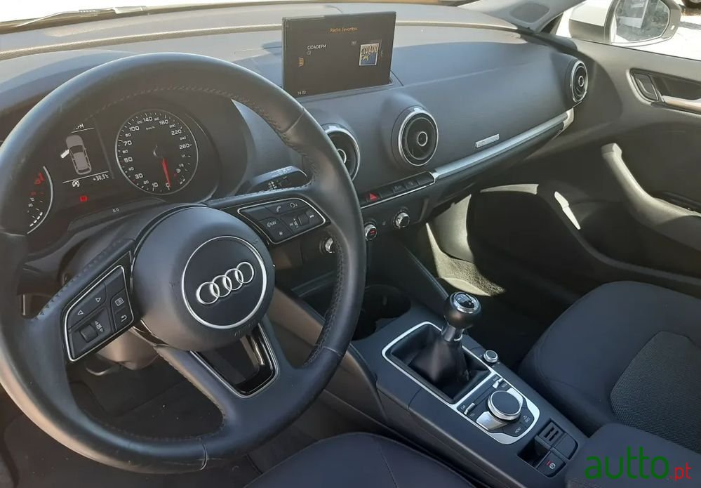 2016' Audi A3 Sportback photo #6