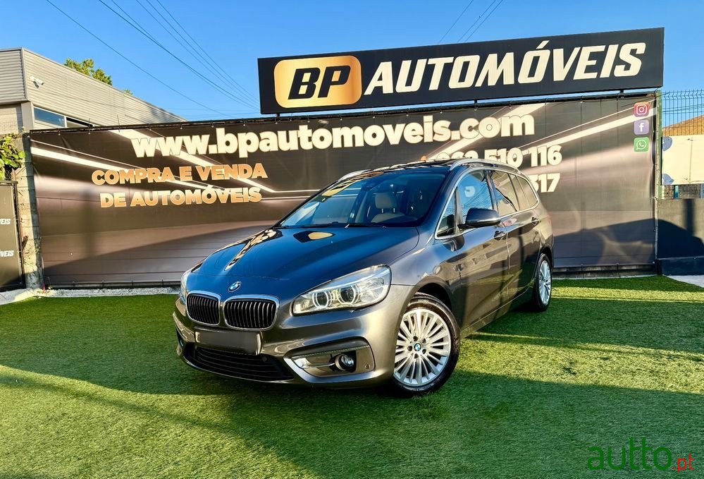 2016' BMW Série 2 D Line Luxury Auto photo #2