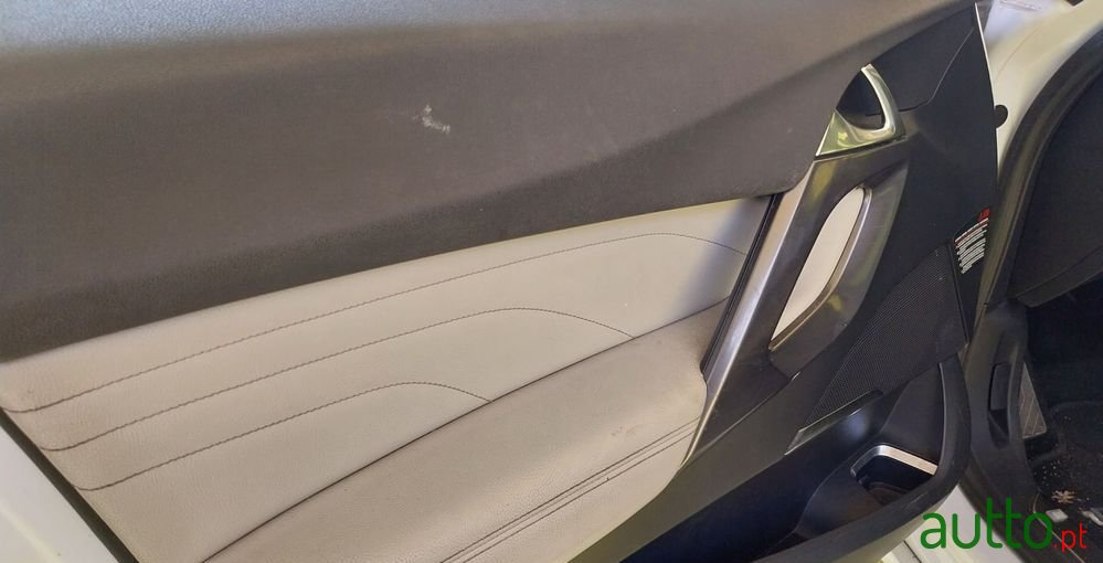 2013' Citroen DS5 photo #3