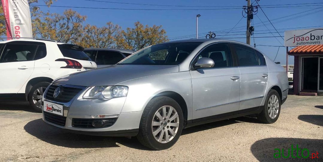 2007' Volkswagen Passat photo #3