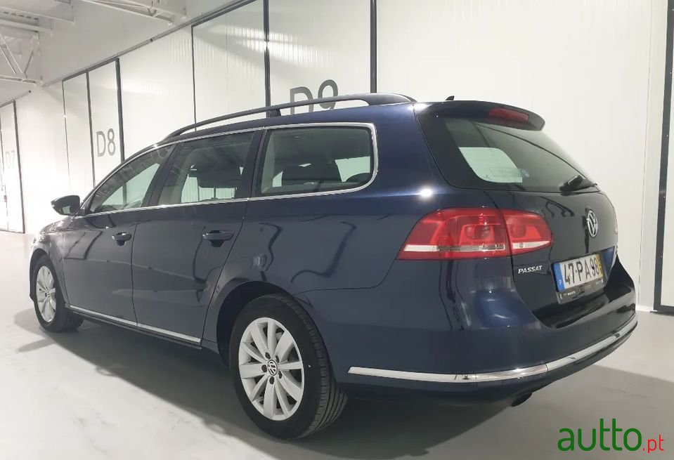 2014' Volkswagen Passat Variant photo #4