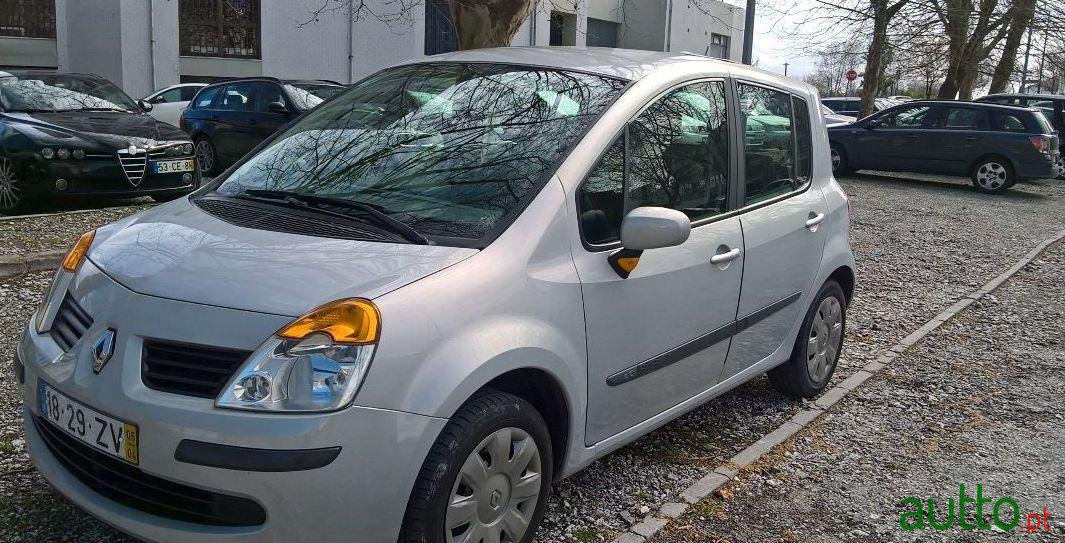 2005' Renault Modus 1.5 Dci photo #1