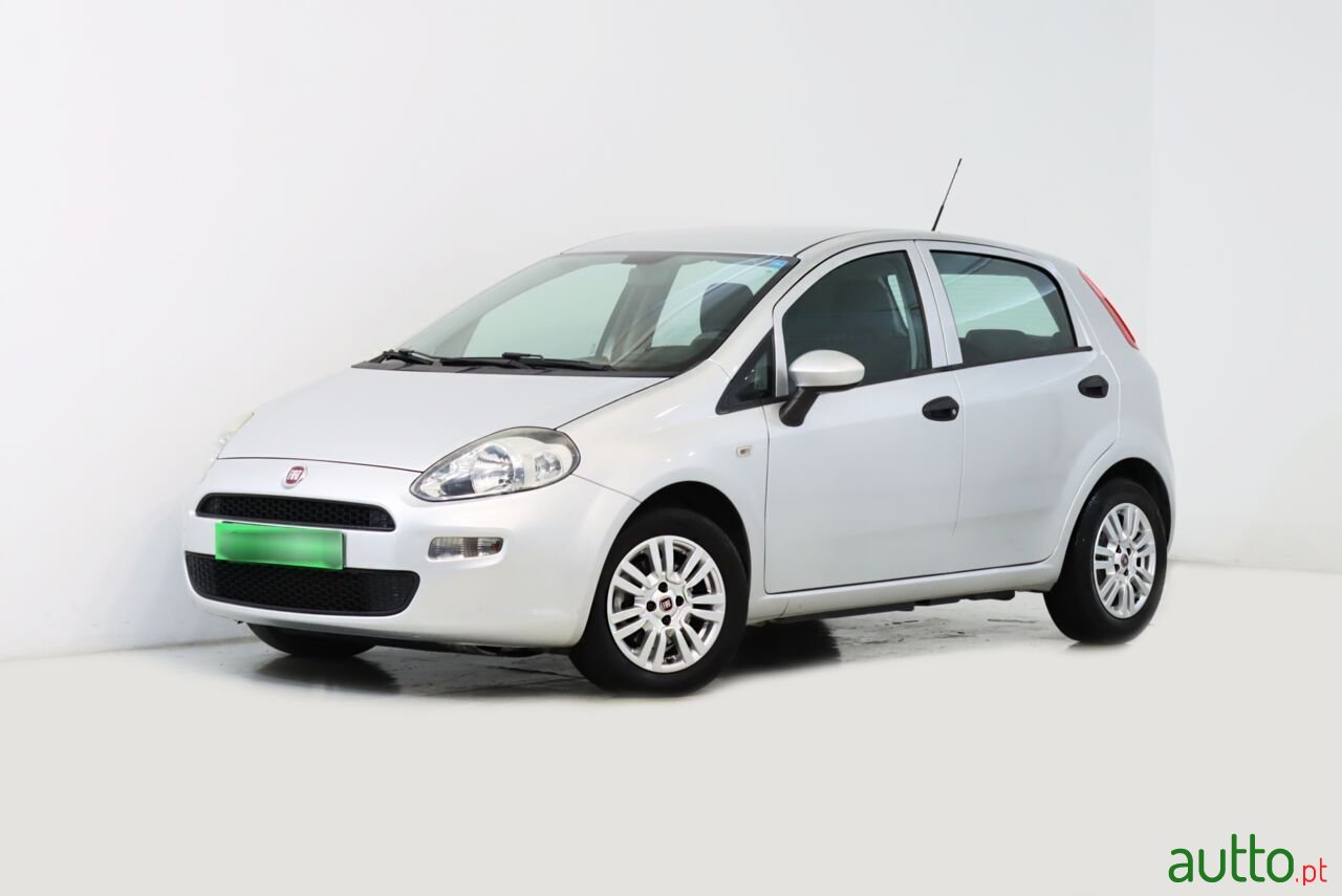 2016' Fiat Punto photo #1
