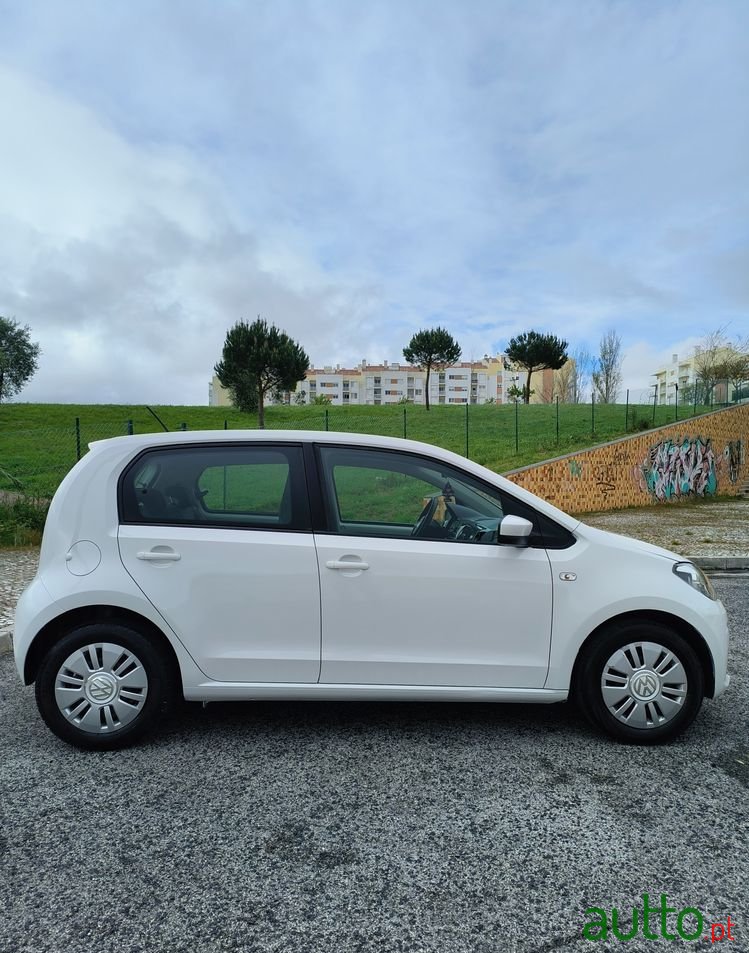 2014' Volkswagen Up! photo #5