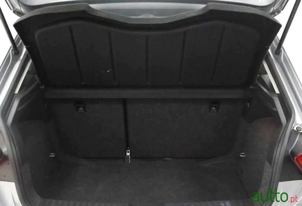 2024' SEAT Ibiza 1.0 Tsi Style photo #5