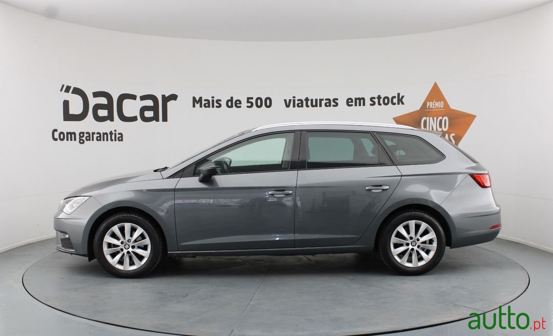 2017' SEAT Leon St photo #4