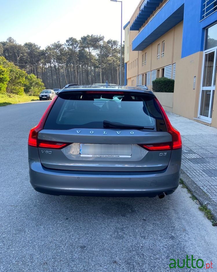 2017' Volvo V90 D3 Geartronic photo #5