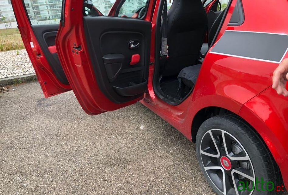 2016' Renault Twingo Ahb225 photo #3