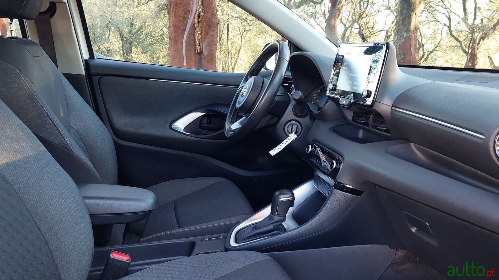 2021' Toyota Yaris photo #6