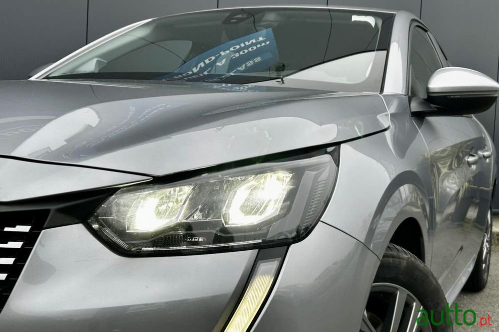 2021' Peugeot 208 1.2 Puretech Active photo #4