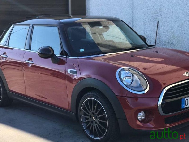 2015' MINI Cooper D photo #3